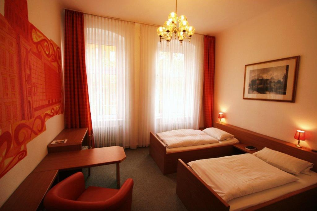 Hotel - Pension Am Schloss Bellevue 베를린 객실 사진